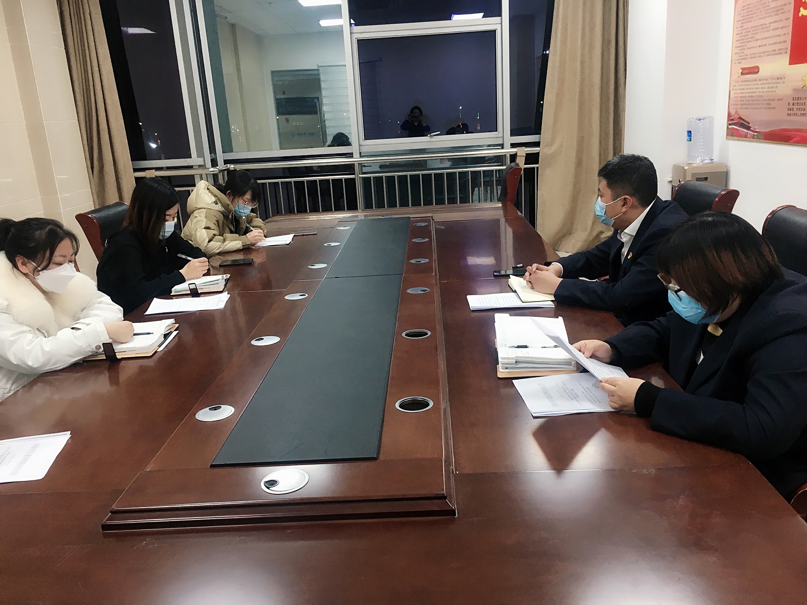 承德市農村產權交易中心業務部召開貫徹《如何打造過硬隊伍，塑造良好形象》會議